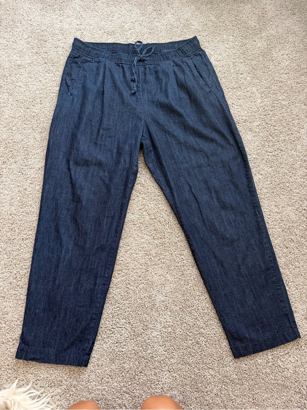 Old Navy Women's Straight Leg Jeans - Dark Blue